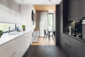 1 ZAJC_realizacja_EV_Architects Oaza komfortu – Sielski spokój, otoczenie drzew